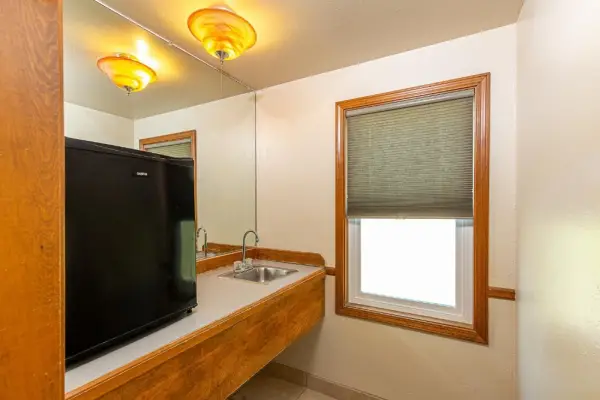 River Rock Inn 9